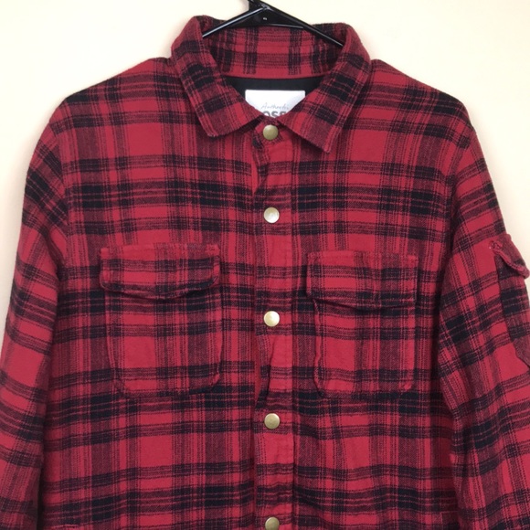 Fossil Men’s Plaid Flannel Multi-Pocket Red Black Shirt Jacket Shacket - Picture 2 of 10
